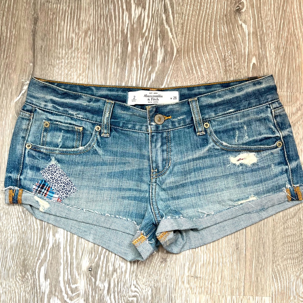 Abercrombie & Fitch - SIZE 2